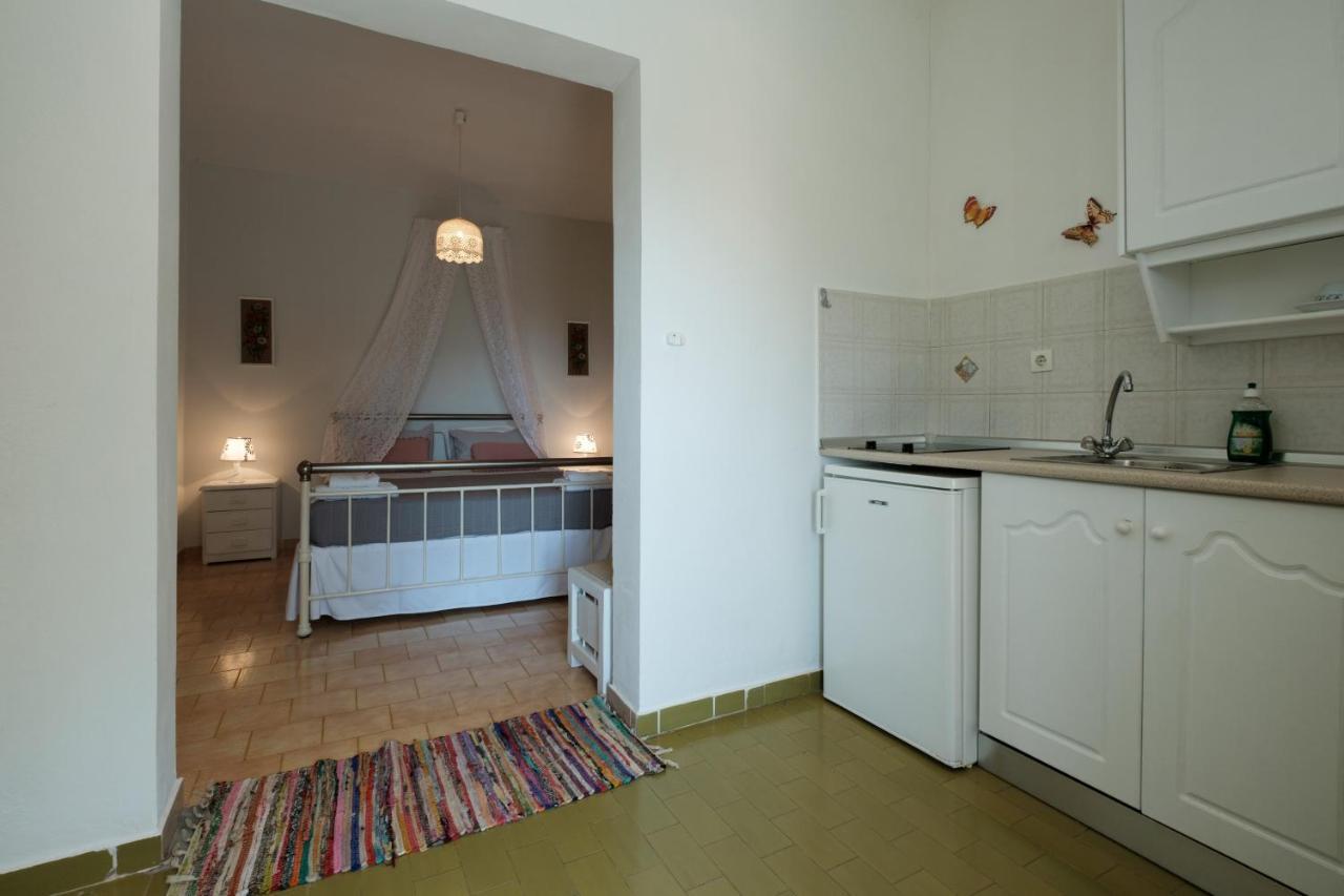 Eftyxia Apartments Палеокастрица Экстерьер фото