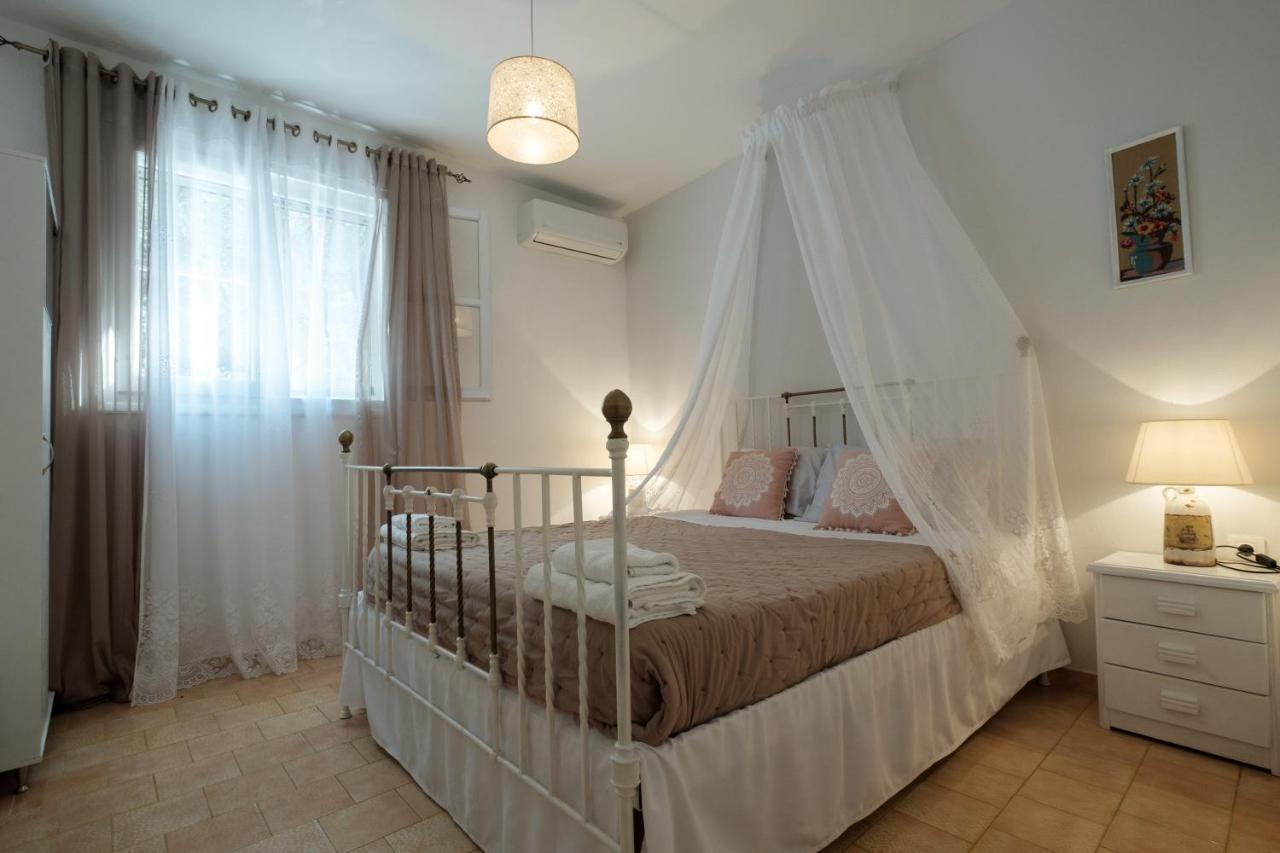 Eftyxia Apartments Палеокастрица Экстерьер фото