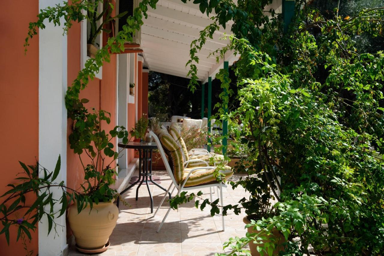 Eftyxia Apartments Палеокастрица Экстерьер фото